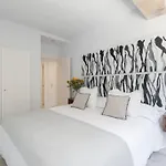 New Gorgeous - Beachfront - 3 Bd Apartament *