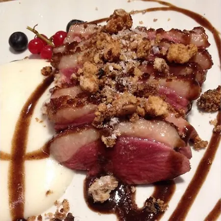 New Gorgeous - Beachfront - 3 Bd *