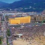 Apartment New Gorgeous - Beachfront - 3 Bd San Sebastián