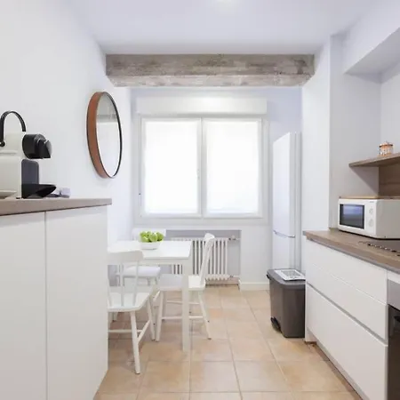 New Gorgeous - Beachfront - 3 Bd דירה *