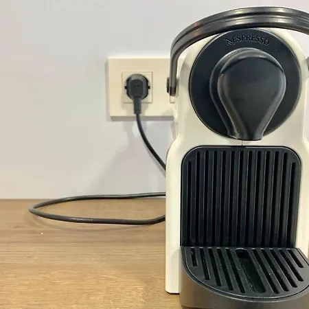 New Gorgeous - Beachfront - 3 Bd *