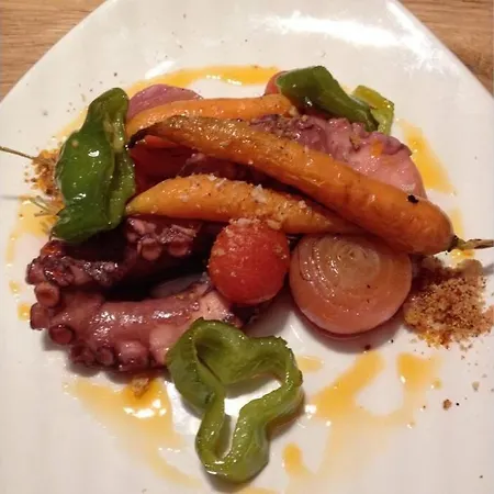 New Gorgeous - Beachfront - 3 Bd Lejlighed