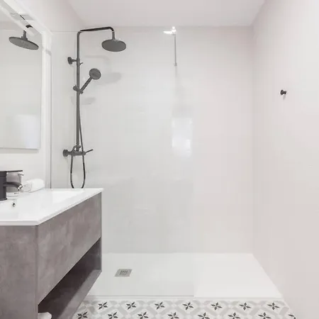 Lejlighed New Gorgeous - Beachfront - 3 Bd