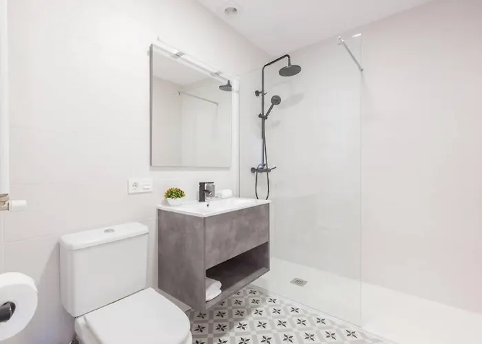 New Gorgeous - Beachfront - 3 Bd Διαμέρισμα *