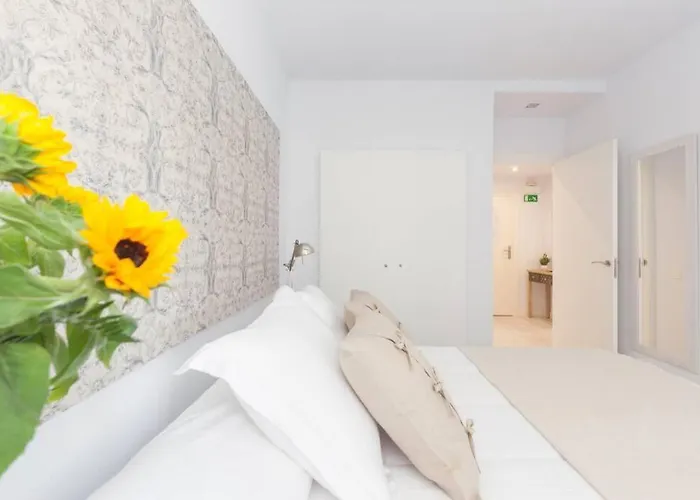 Lägenhet New Gorgeous - Beachfront - 3 Bd *