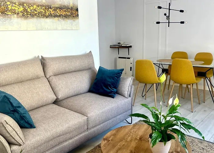 New Gorgeous - Beachfront - 3 Bd 圣塞瓦斯蒂安