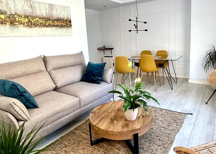 New Gorgeous - Beachfront - 3 Bd Lägenhet *