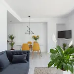 New Gorgeous - Beachfront - 3 Bd Appartement