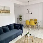 New Gorgeous - Beachfront - 3 Bd Appartement *