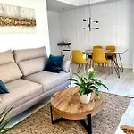 New Gorgeous - Beachfront - 3 Bd Appartement *