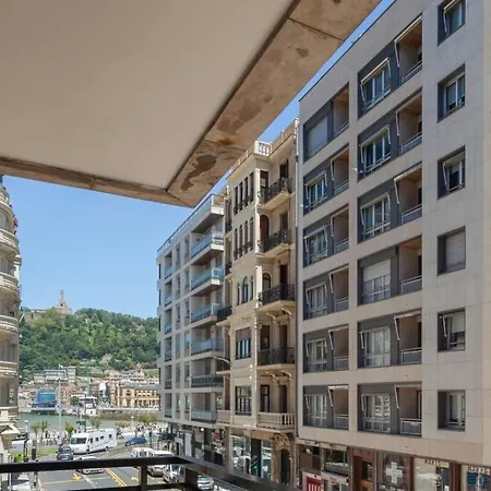 Appartement New Gorgeous - Beachfront - 3 Bd *