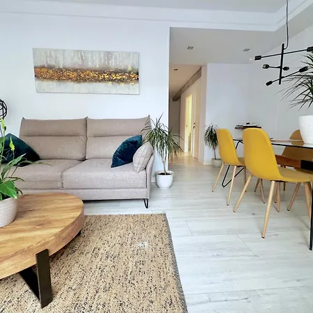 New Gorgeous - Beachfront - 3 Bd * Saint-Sébastien
